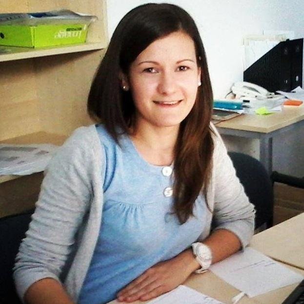 EdinaErds's profile picture. PhD Student at University of Debrecen, Genomic Medicine and Bioinformatic Core Facility. Epigenetics. Genomics. Nuclear receptor. Breast cancer. Hobby: Futsal.