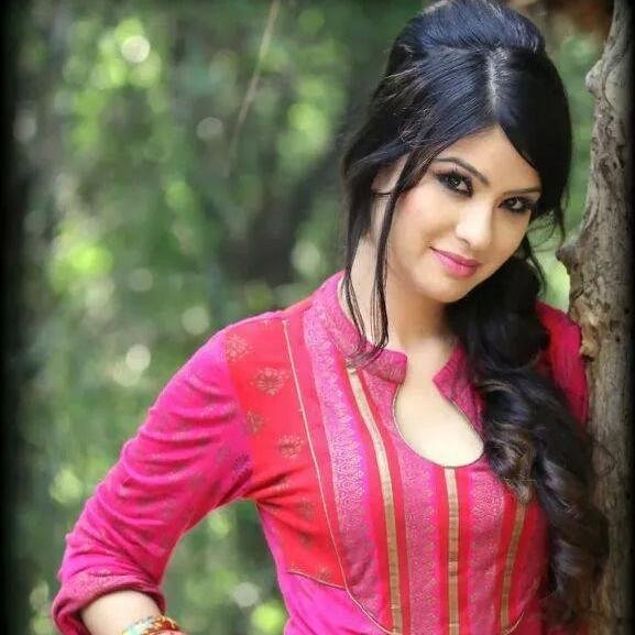 For work related queries kindly contact: +91-8556955234 II Actress 
Lucky Di Unlucky Story | Desi Romeos | Sirphire I official page !
