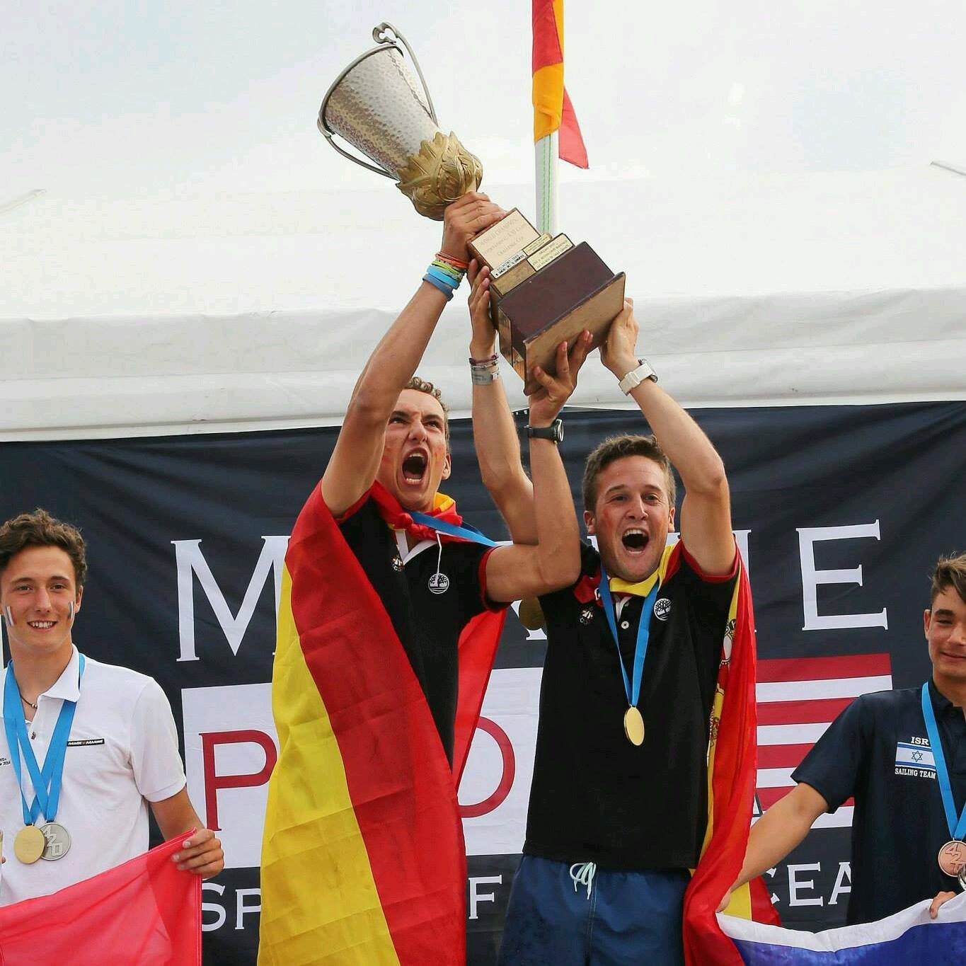420 World Champion 2014.
Regatista profesional.
Regatista del equipo olímpico español de 470.
Fisioterapeuta.