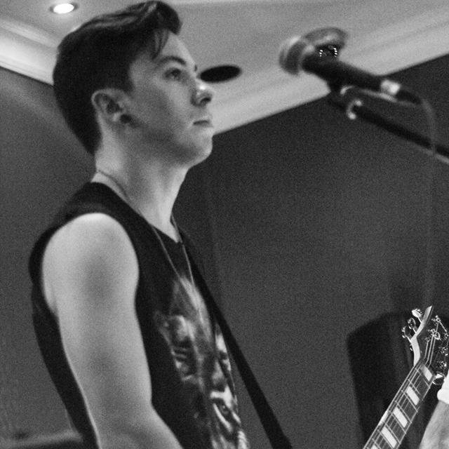 MAXIMECTW's profile picture. Check out my electro/rock band : https://t.co/UsGXAFdaLC