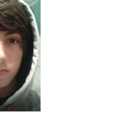18, y subiendo. En pocas palabras, Skate, Vans y Hoodie como estilo de vida. LO BUENO EN LO MALO Y LO MALO EN LO BUENO.