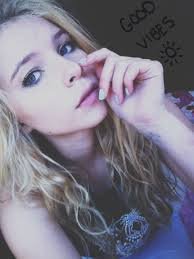 hey im acacia clark i like taking selfie i love coffee || Rp -taken by @NiallRocks1234 He is mine i love him back off of him  ||