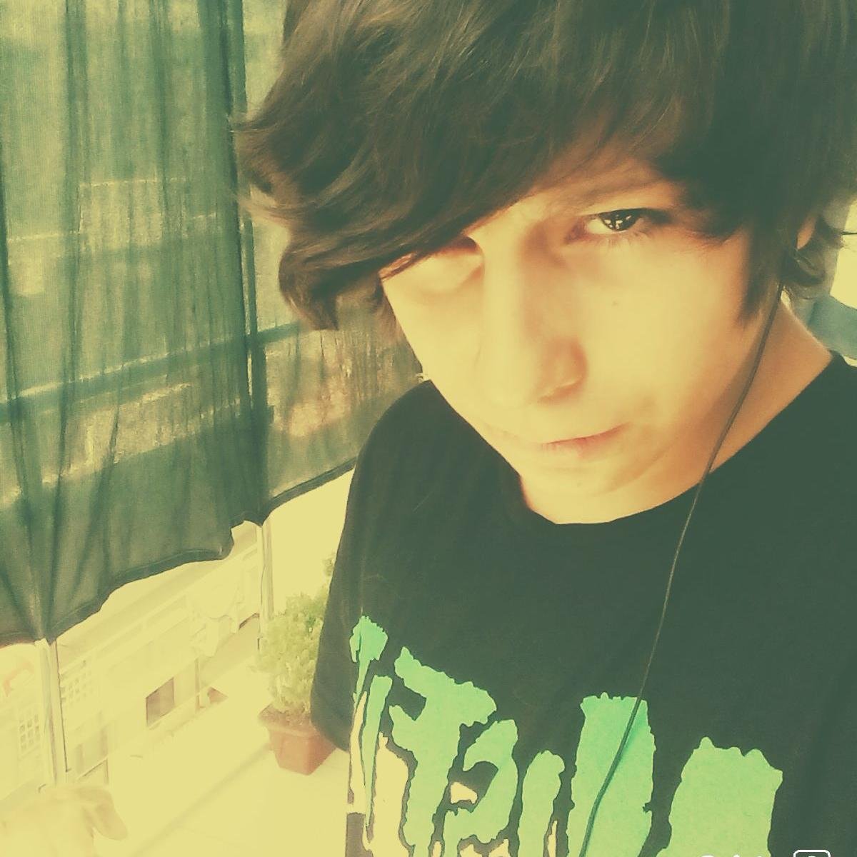 MMansonking19's profile picture. metal - rock