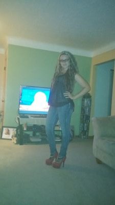 adiveney21's profile picture. 