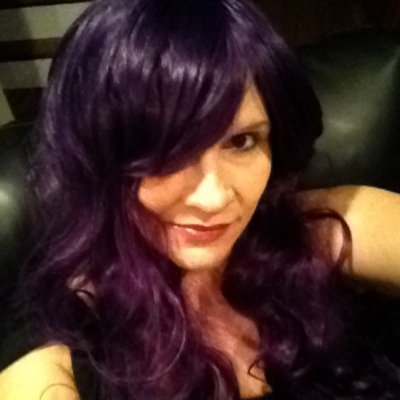 Im a Mother of 5 and love life. SEND ME A MESSAGE .