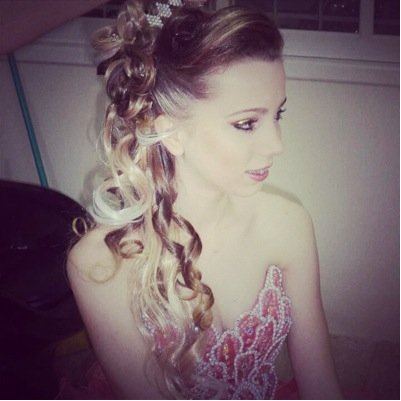 1⃣5⃣ Instagram: thuanyhildegardt Snapchat: thuanyaguiar Whats:(47)99483297 
Tenho o melhor namorado do mundo