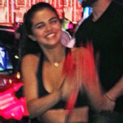 Follow @layitonmebieber
