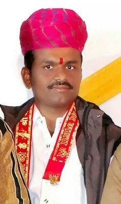 DILIP SINGH RATHORE (MANDLA)
school - chopasni school jodhpur rajasthan
collage- jai narayan university jodhpur
work- Makali, bangalore (Karnataka)