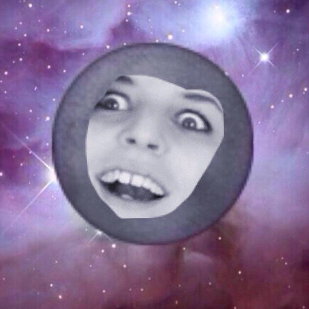 // @emmablackery // emma tweeted me :https://t.co/n6eMqjJC3V //