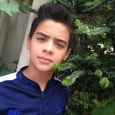 اني محمد رعد من العراق هوايتي كرة القدم احب فرقة 1D