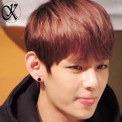 อันยองผมวีอยากรู้จักผมหรอ ทักdmมาสิ#@BLAXXCHANYEOL สามีผมเอง