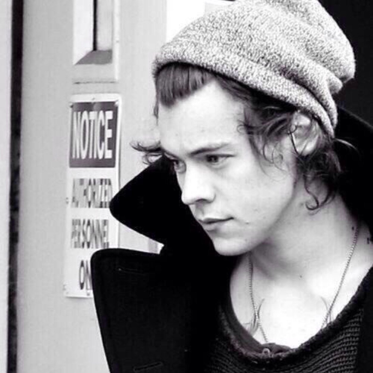 He is my life, i love you my sunshine @niallJHoran_fk Kik:Hazza_Stylesz