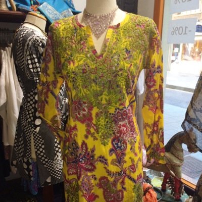 tiendaropaindia's profile picture. NAIR&POLO, importadores directos de la India en España. Tienda online de ropa de la India, complementos de hombre y mujer, mobiliario antiguo y decoracion hindú