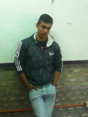 amo lq m rodea y ss muy cariñoso  mm seguim