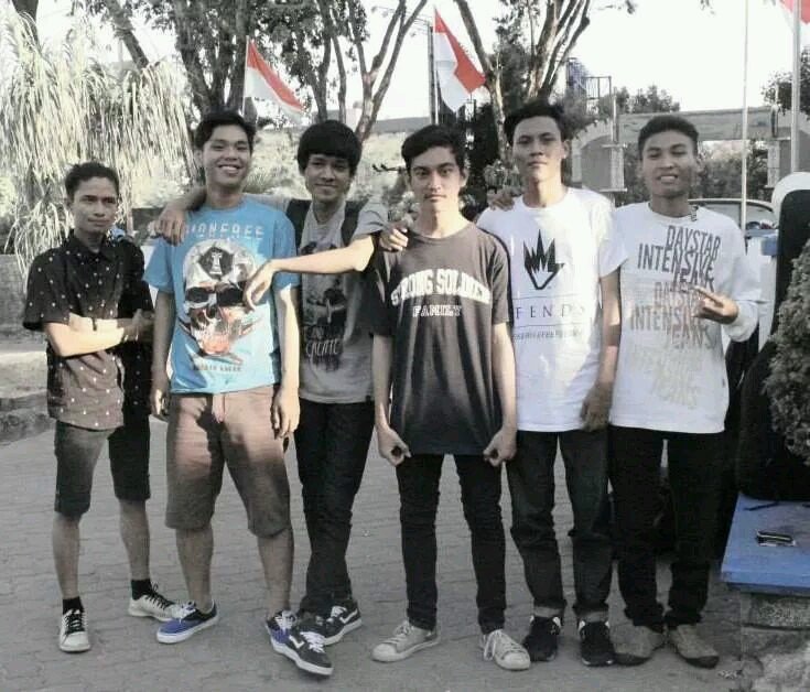 Keep suport guys surabaya post hardcore

TONIGHT FROM NIGHTMARE



KEEP SUPORT  POST HARDCORE
monggo mampir lour 	https://t.co/8esDxa2MH4