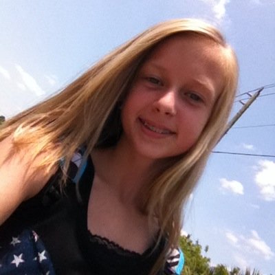 Lexi 
single