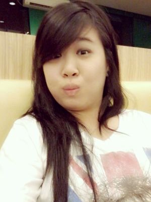 hdup itu sederhana .. stiap tantangan n cobaan qta jdikan sbgai batu loncatan utk ke depan yg lebih baik .... keep smile :):):)​
