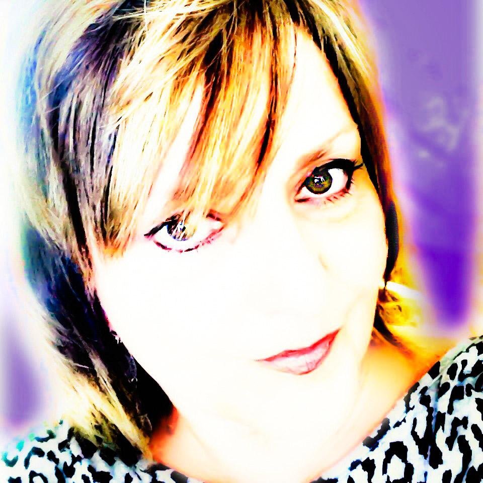 Italian Wife, Mother, Grandmother. Loves photographing her family. #MAGA2024 ~ Troll blocker.