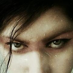 Waiting for the right moment. The when, not the where, is everything. http://t.co/Gu8DPqZyv7 .  http://t.co/0nY40mCW2N