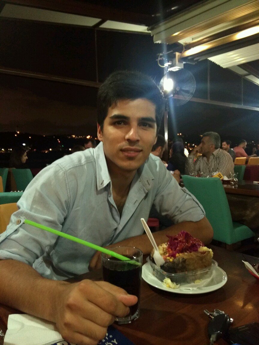 BozkurttOsmann's profile picture. 