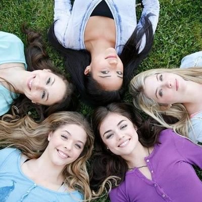 It's immortality my darlings! I love ✨PLL✨OUAT✨ ❤All YA books❤I love reading! Follow me to talk about any of them ⬆️ I love making friends! #ifollowback