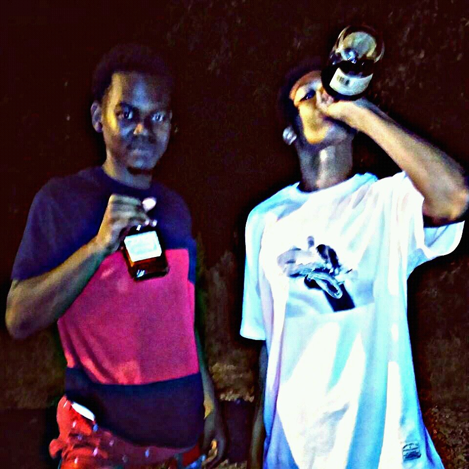 Always been a yung rich nigga only if u knew the half. Ballislife. We gone make it one day. Idk y im a lady's man I guess its n my blood