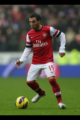 Santiago Cazorla 19//Si pudiera viviría en la sonrisa preciosa pero ya lo he descartado así que piensa en otra cosa
