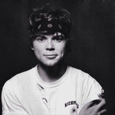 Follow @officialmbalal if you want 5SOS to follow you! They normally listen to accounts like @officialmbalal . Follow him! You might have chance!!!!!