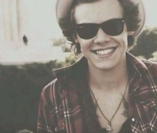 Hey, I'm Harry and I love Ky, 7-12, I made him mine, 11-14 i made him mine forever rp/fl