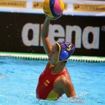 Jugadora profesional de Waterpolo🤽🏽‍♀️ - Periodista📰 - estudiante de Psicología🧠 • 2xJJOO (🥈) 4xMundiales (🥇🥈) 5xEuropeos (🥇🥉) 5xCopas de Europa 🏆