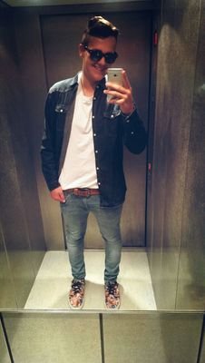 hey✌