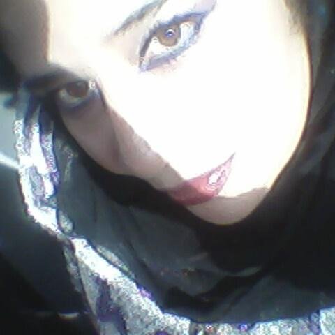 ‏‏‏‏‏‏‏‏‏جزائرية من بلد المليون ونصف مليون شهيد.. جزائر قلبي .. فلسطين عشقي . لست عنصرية لكن لا احب من لا يحب وطني .... التعامل معي سهل تنفس احتراما فقط