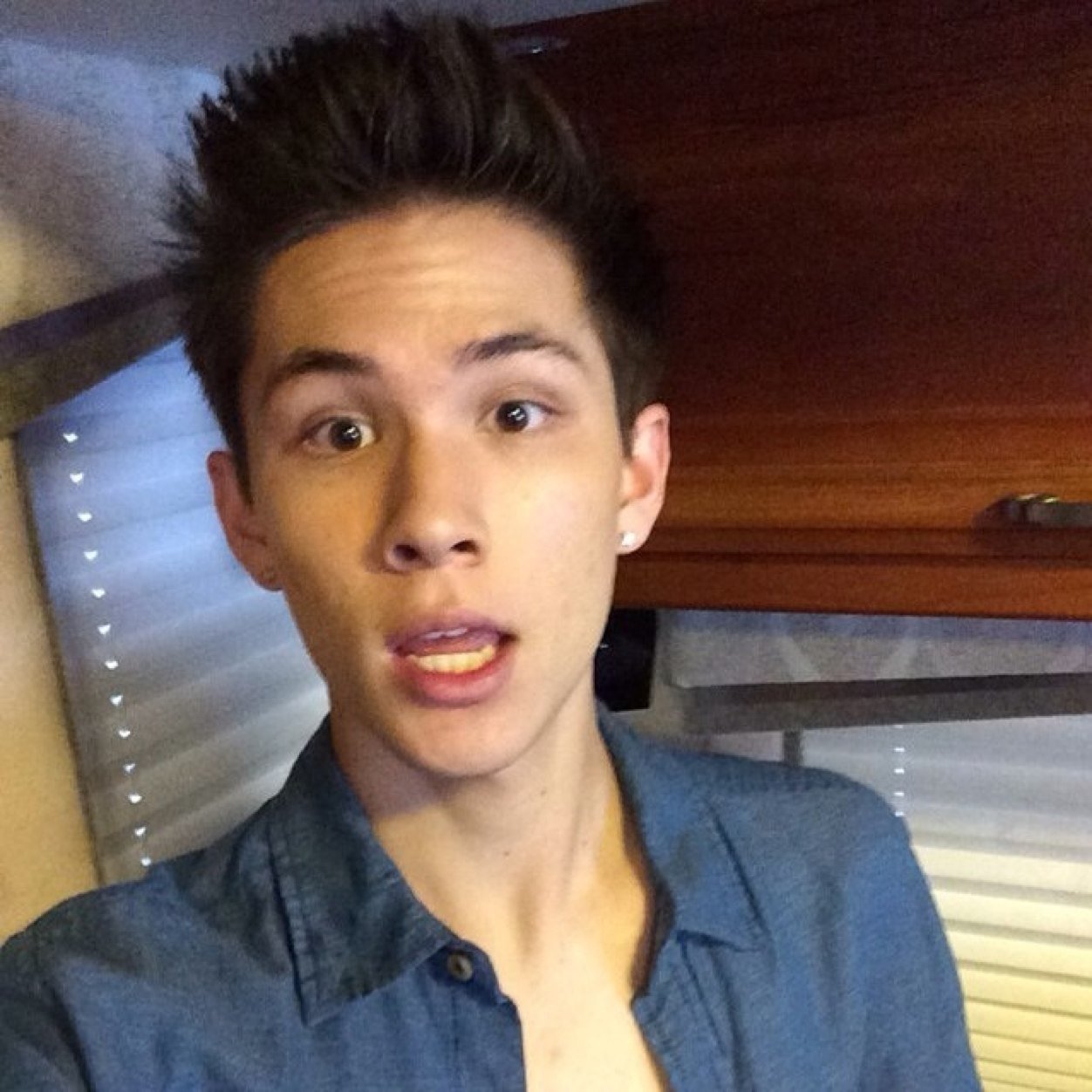 Hi love please RT this and tag Carter if u want https://t.co/HRSf6Cj4id IT WILL MEAN THE WORLD TO ME THANKS