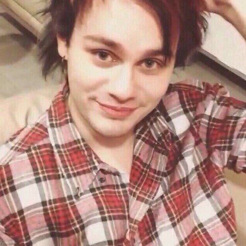 follow my acc @irwinuhl i followback ♡