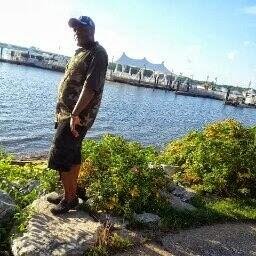 ayeah43's profile picture. 