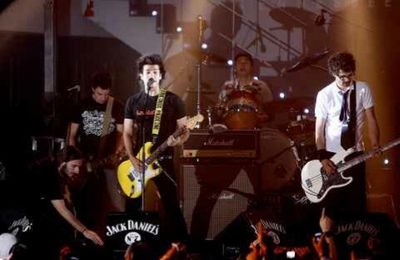 Pignoise_Frases's profile picture. Bienvenido a esta cuenta donde encontraras frases del grupo Pignoise