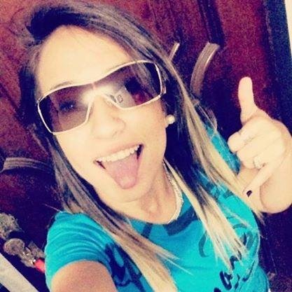 Eu escrita em 140  caracteristica / 3.5.14 meu princepe