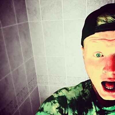 Haterz_Gon_h8's profile picture. Crazy about my bike its unreal!! Perranporth RFC!! Back on twitter so help me out!!