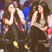 CelebsTwinRP's profile picture. Can you tell who is who? || @/DM to join. || Taken roles in the favorites. || All information in the link below. {Admins: Matt, Adrian, Andrea, & Lauren}