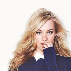 Agent and spy, that's all I ever knew. Intersect or not, I met him and now I'm married to a nerd. #Chuck [RP|21+]