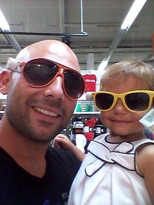 ilicitano495's profile picture. No vivas para que tu presencia se note,sino para que tu falta se sienta.