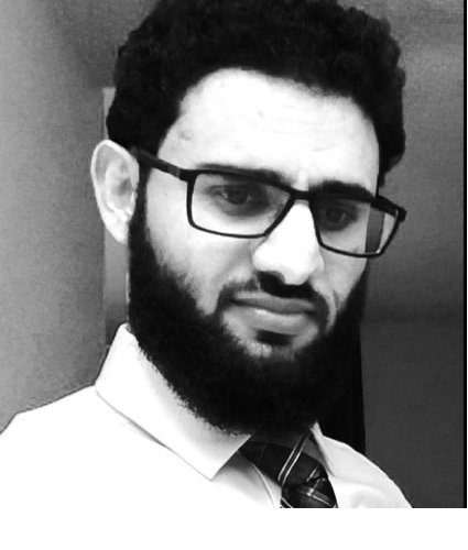 إني بما أنا شاك منه محسود *