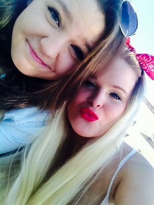 EmilyRose2296's profile picture. University of Arizona #Beardown