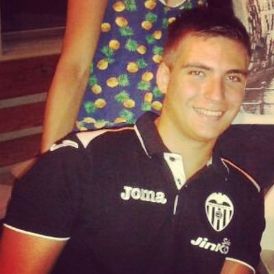 amigos de mis amigos, socialista musico y del valencia cf