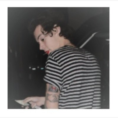 follow @larrymuffintop bc she thinks ur prety rad