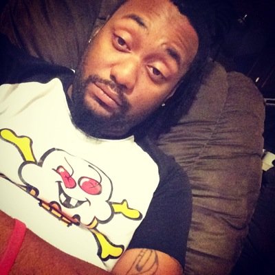 Live High, Sip Slow, Get Money, Dream Big
iRap, iTrap, iJugg.. Also follow me on IG @cameroso2fly && follow my squad @bakerboygang