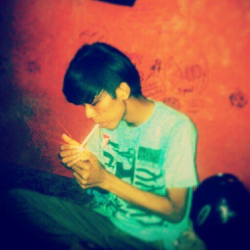 it's me °°•Π[Manusia setengah Děwä]