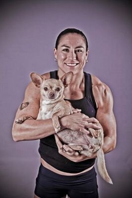 plantbasemuscle's profile picture. 