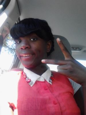 Hi my name is Jazmine i like 2 turn up n go 2 party also i go 2  Eevpa..... ;-)