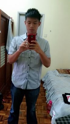 就是开不了口让她知道
我一定会呵护着你 也逗你笑
你对我有多重要
我后悔没让你知道
安静的听你撒娇
看你睡着一直到老